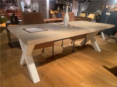 Lederland EINDHOVEN Showroommodel Mido eetkamertafel